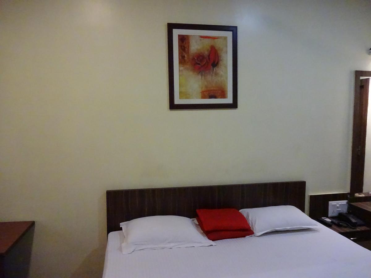 Monovilla Inn Calcutta  Esterno foto